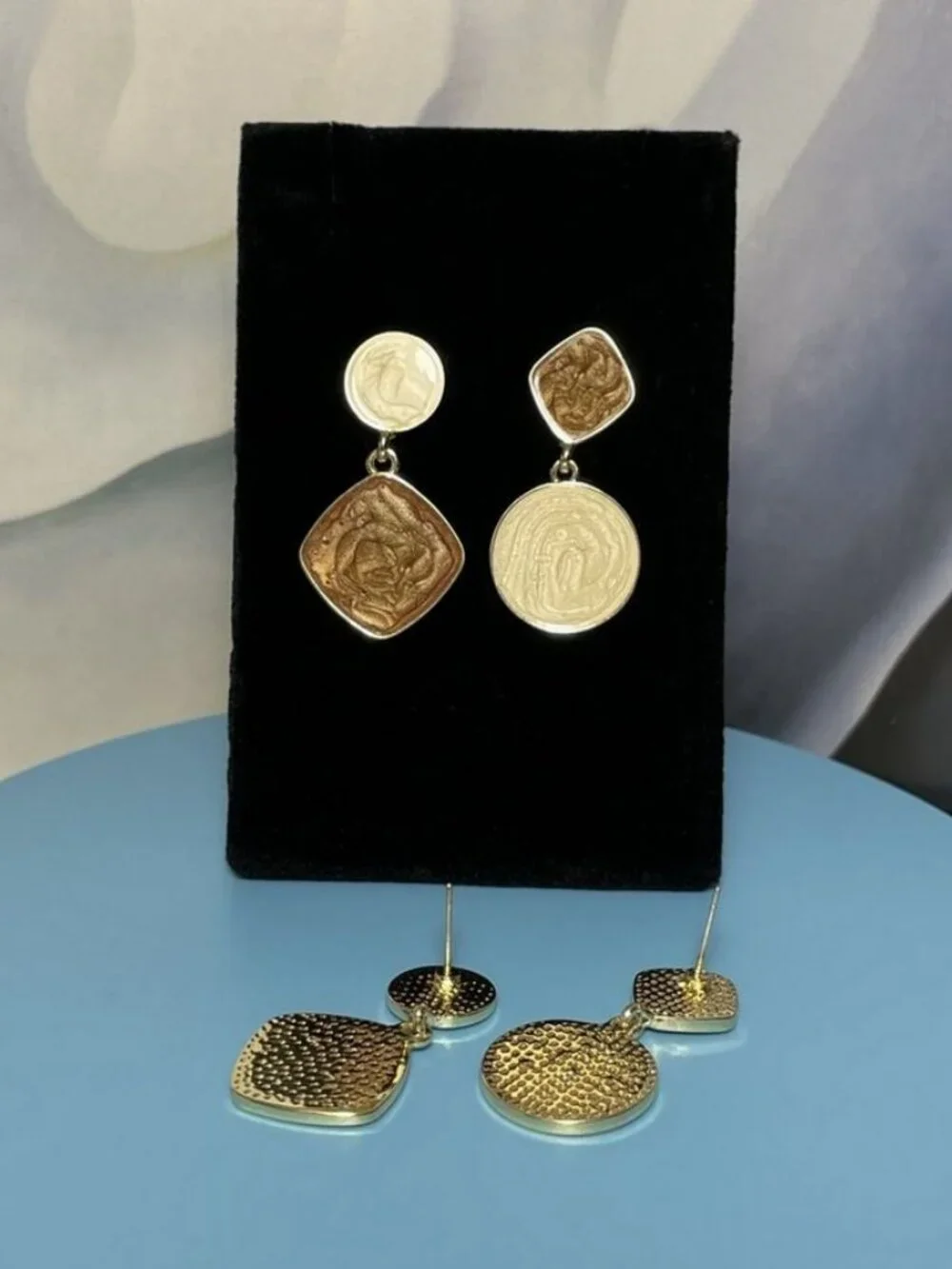 Alina Ellison Enamel Sheen Geo Dangle Earrings Cream Brown Gold Gift Packaged